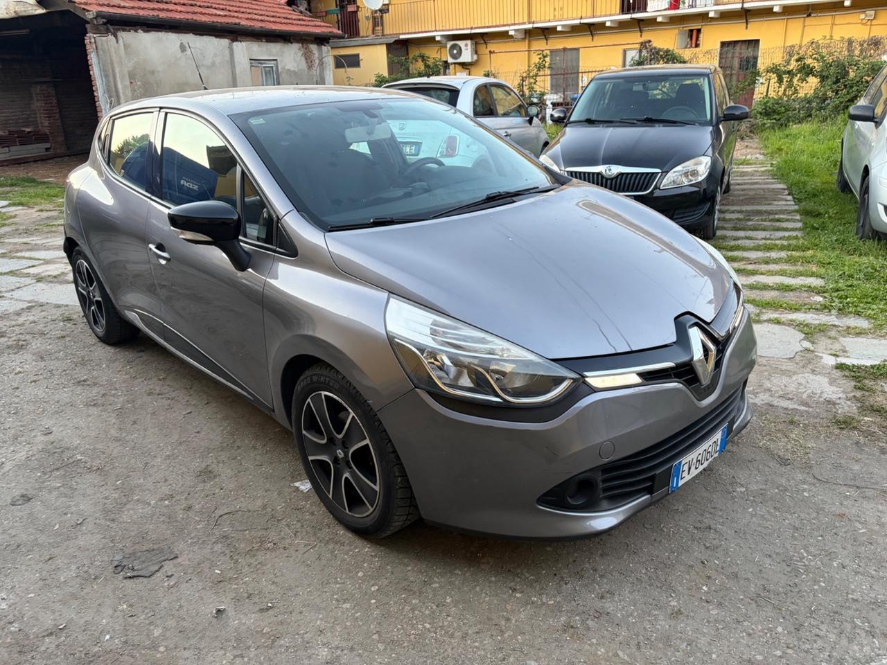 Renault Clio 1.5 dCi 8V 90CV Start&Stop 83gr 5 porte EcoBusiness