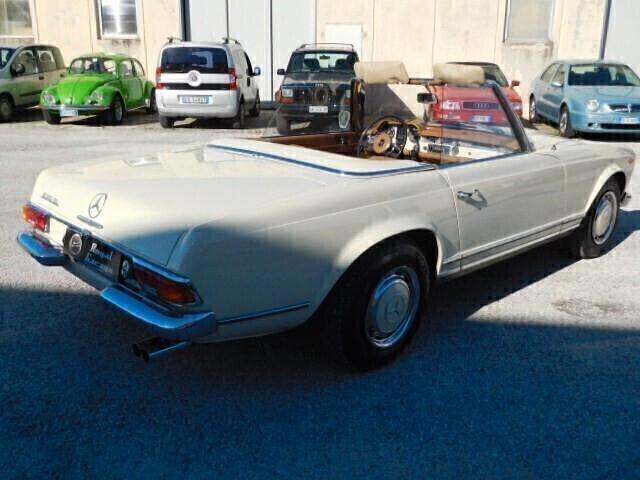 Mercedes sl 230 w113 pagoda da concorso - 1967