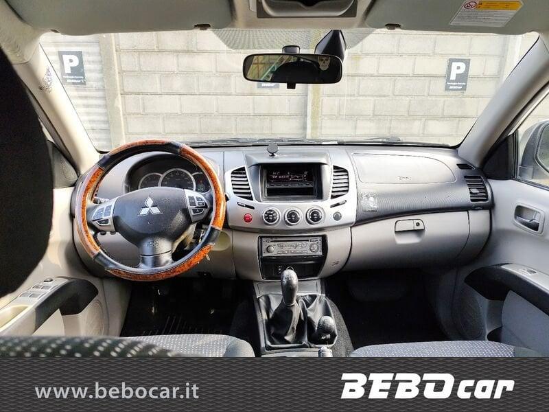 Mitsubishi L200 L200 2.5 DI-D/136CV Club Cab Invite DPF