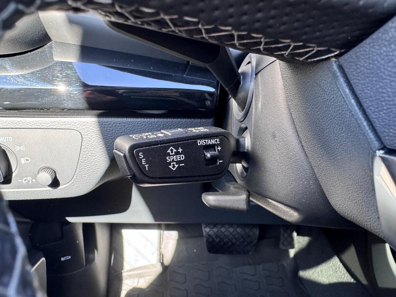AUDI Q5 50 TFSIe S-TRONIC QUATTRO IDENTITY BLACK