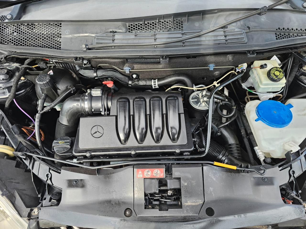 MERCEDES A180CDI 110CV CAMBIO AUTOMATICO ADATTA X NEOPATENTATI