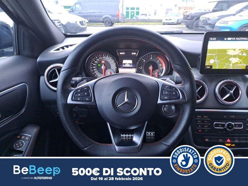 Mercedes-Benz GLA 200 D (CDI) PREMIUM 4MATIC AUTO