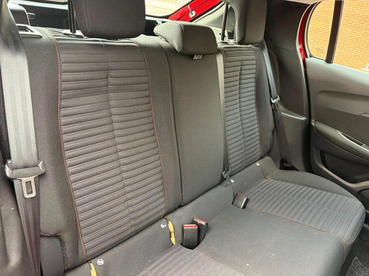 PEUGEOT 208 S&S 5P. Active Pack