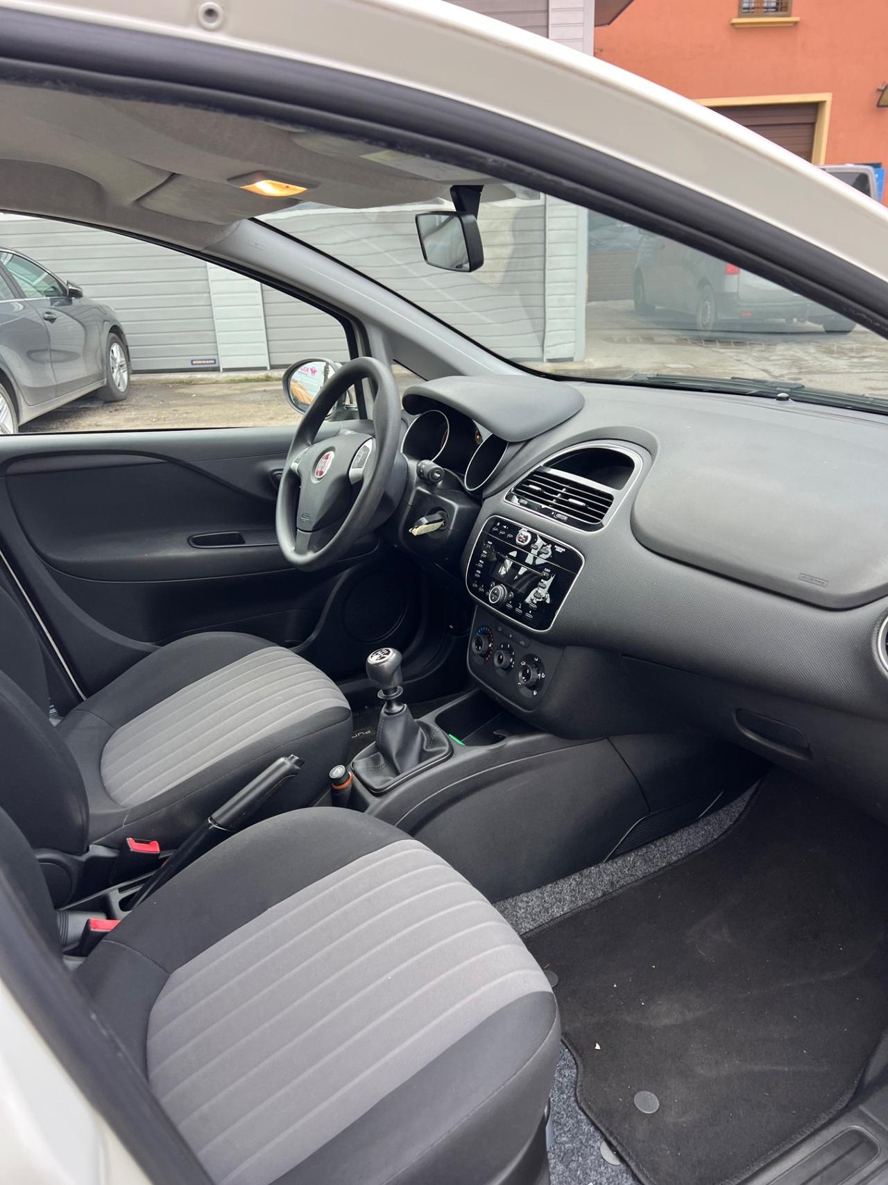 Fiat Punto 1.4 8V 5 porte Natural Power Street
