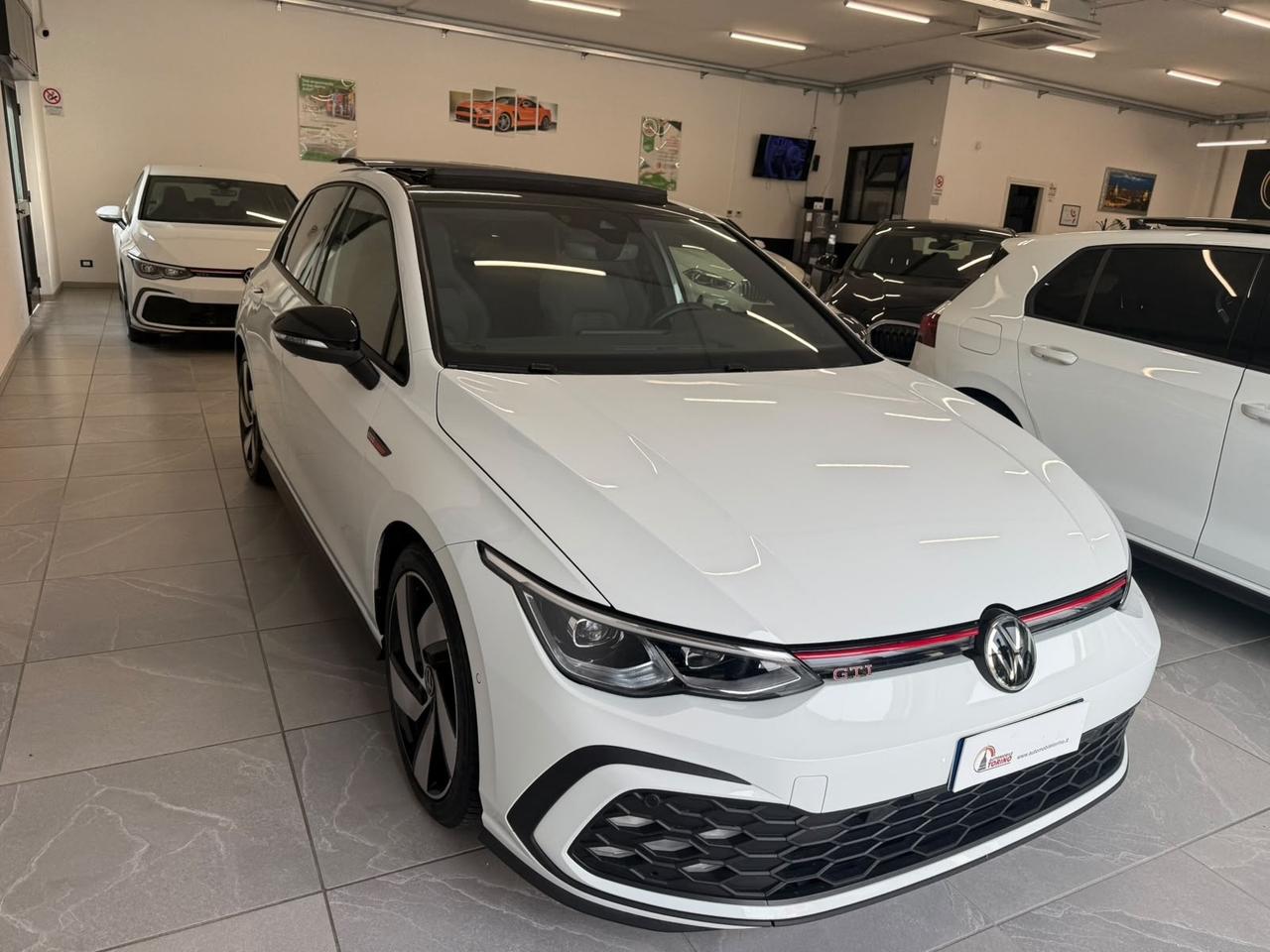 Volkswagen Golf GTI 2.0 TSI DSG TETTO