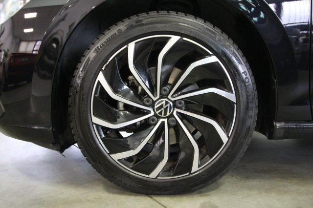 VOLKSWAGEN Golf 1.5 TGI DSG Style 130 CV