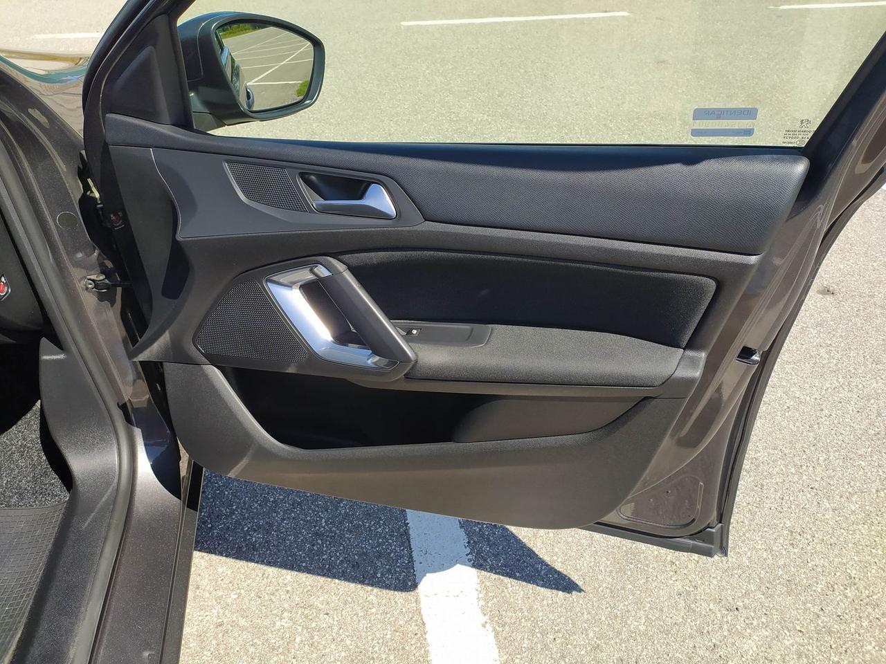 Peugeot 308 Tech Edition 1.5 Blue HDI 130 #6400