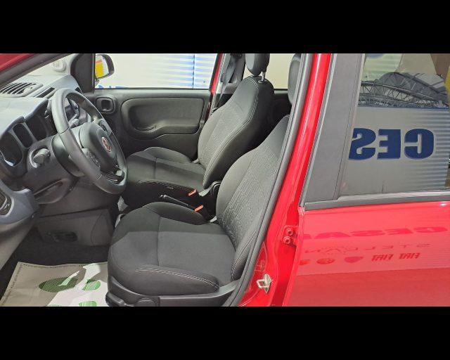 FIAT New Panda 1.0 firefly hybrid Cross s&s 70cv 5p.ti