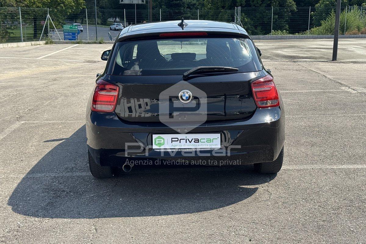 BMW 114d 5p. Unique