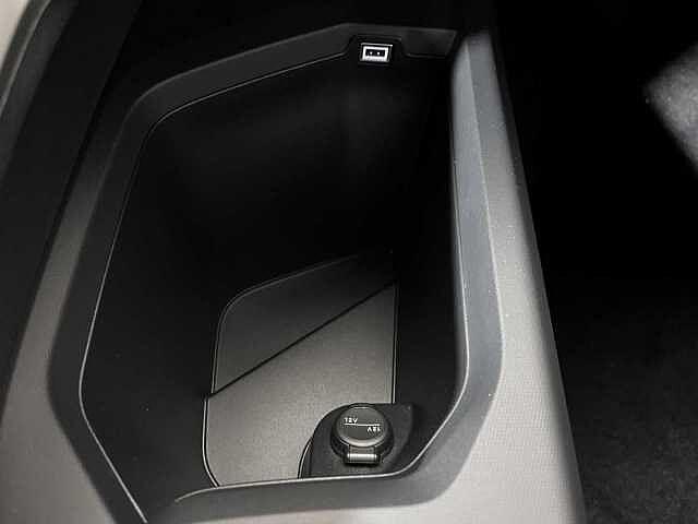 Peugeot 3008 Hybrid 145 e-DCS6 Allure