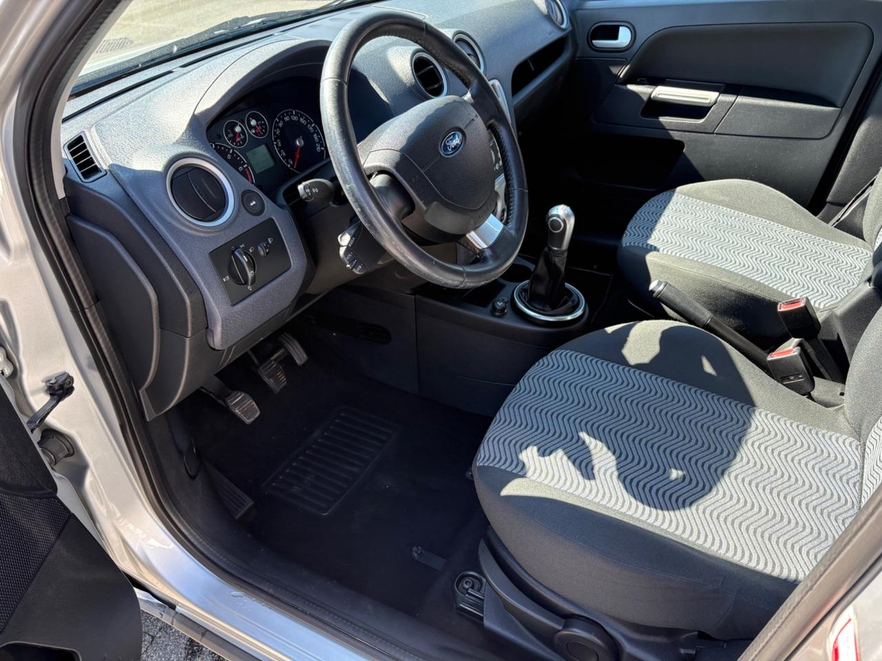 Ford Fusion 1.4 16V aut. 5p. Titanium