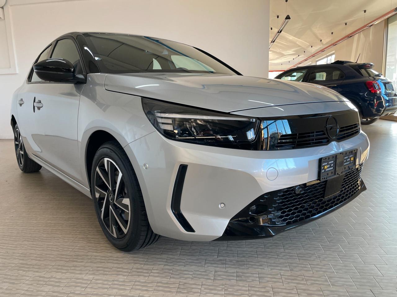 Opel Corsa 1.2 100 CV GS 2025 Bicolor Neopatentati