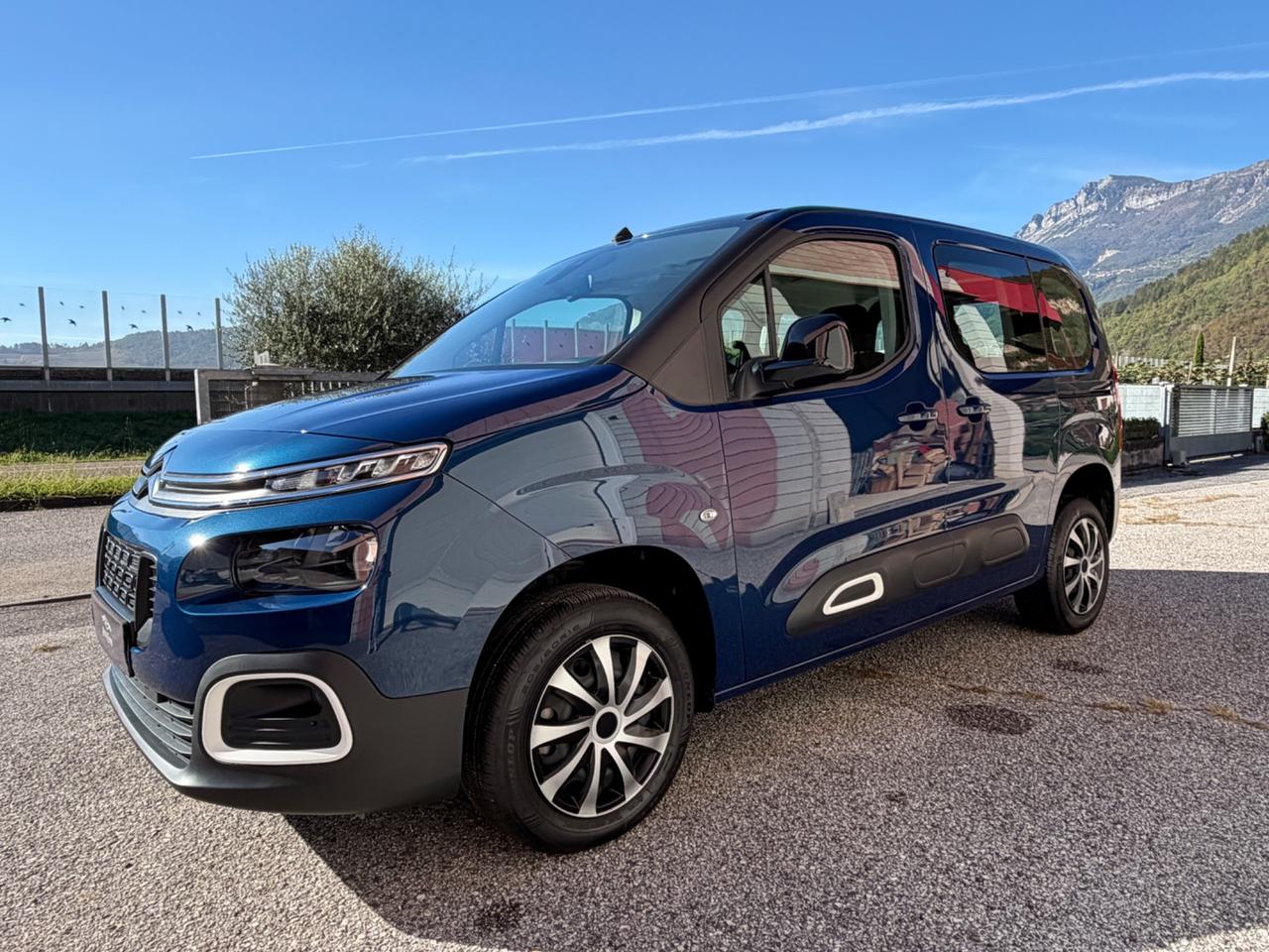Citroen Berlingo FEEL - SOLO 3.000 KM