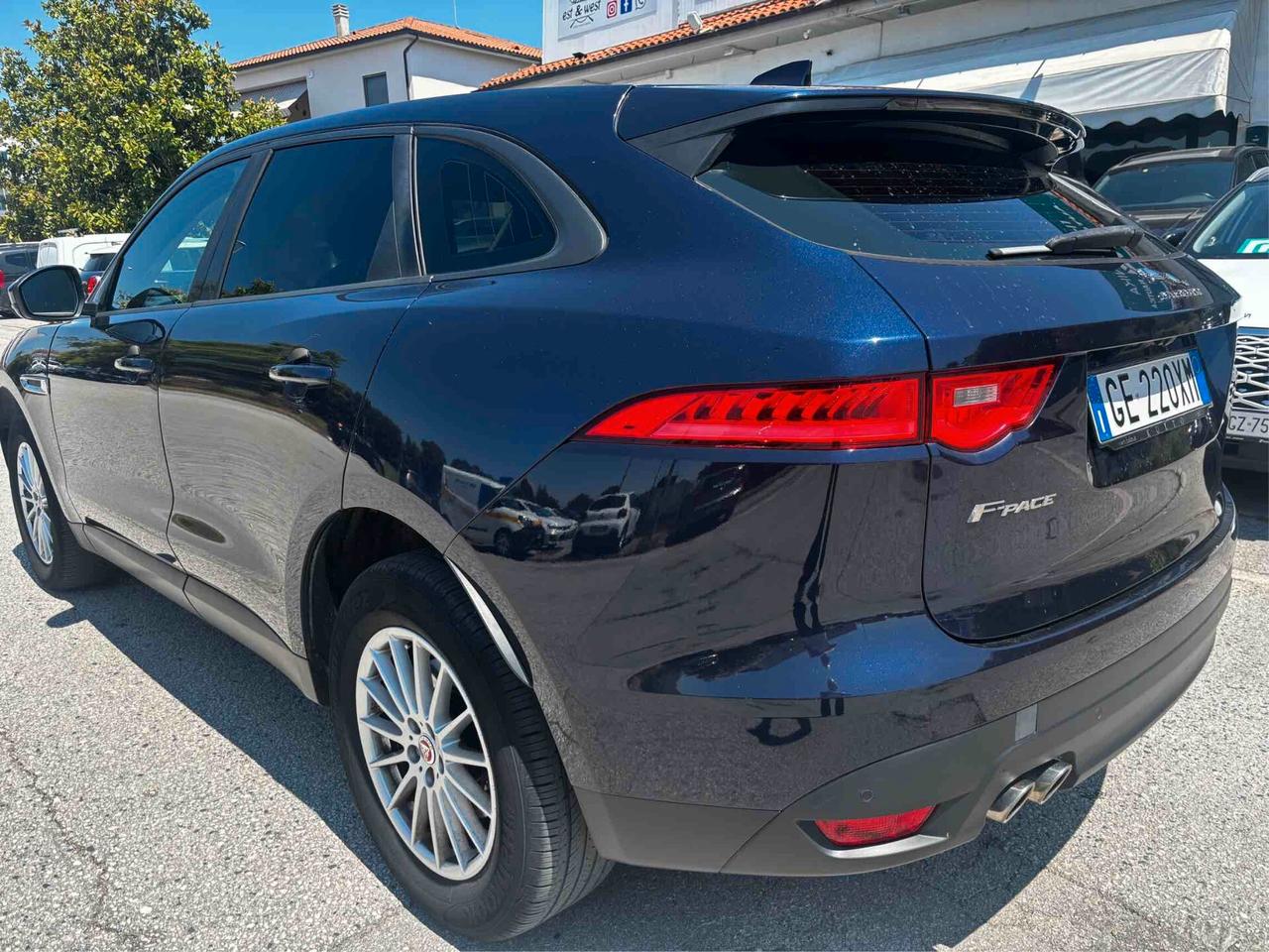 Jaguar F-Pace 2.0 D 180 CV AWD Prestige