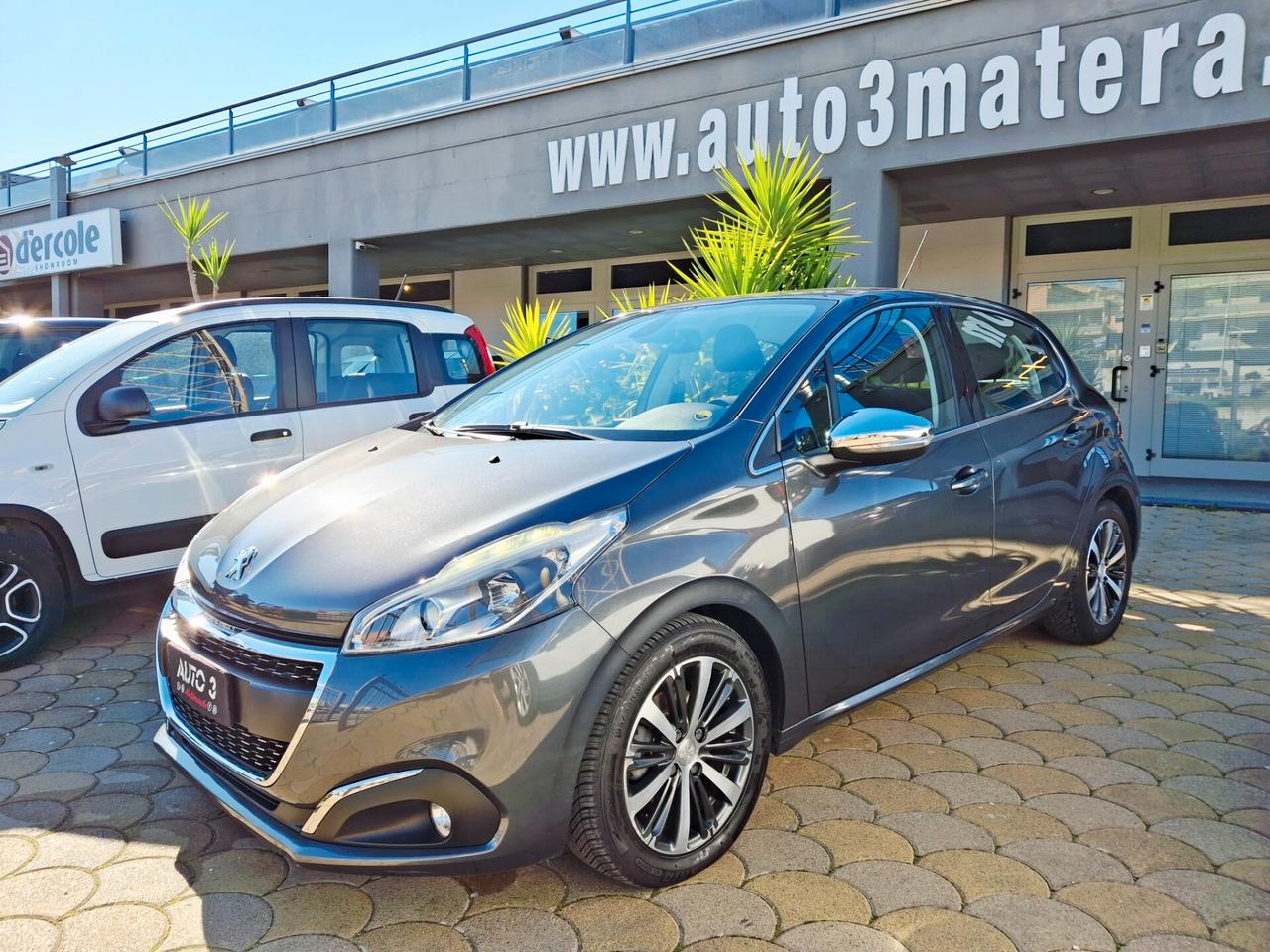Peugeot 208 BlueHDi 75 5 porte Allure KM 68.000
