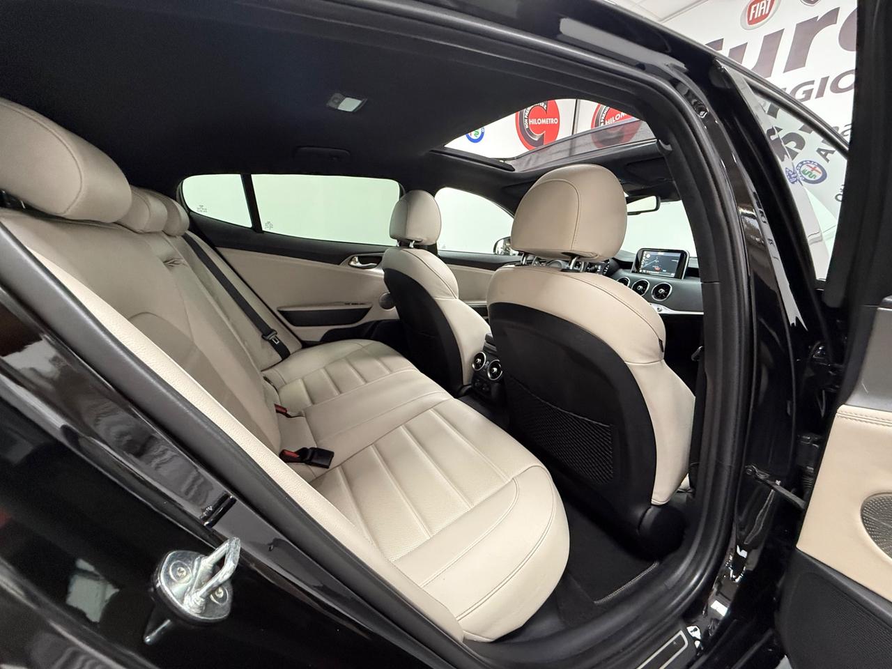 Kia Stinger 2.2 CRDi AWD AT8 GT Line 02/2019 EURO 6B