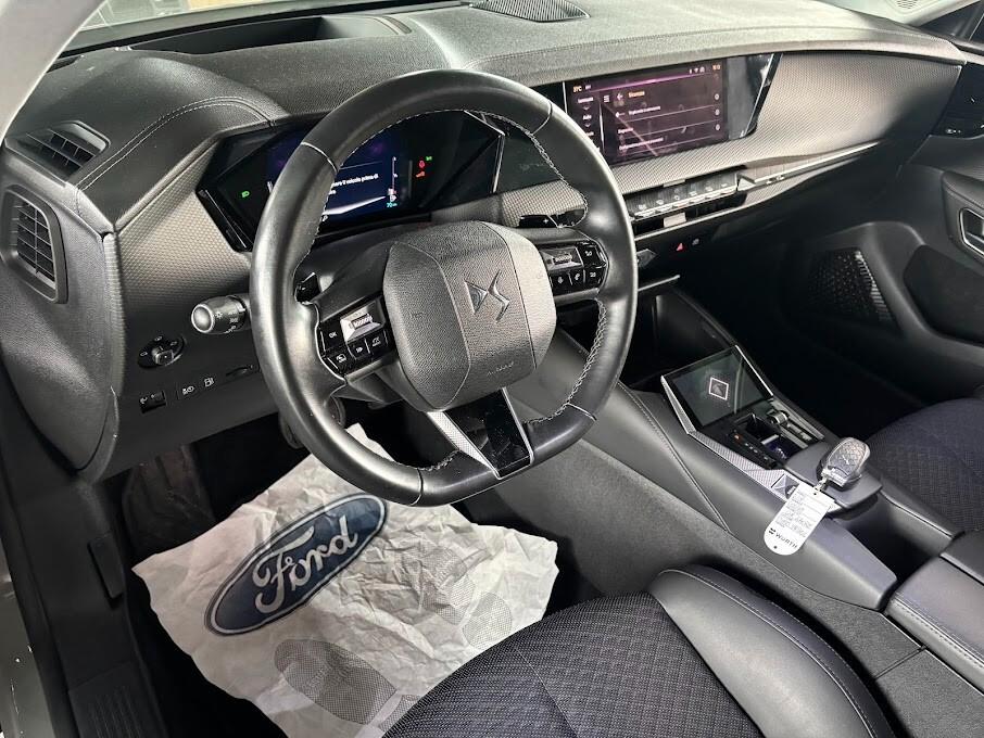 DS4 E-Tense 225 Cross Trocadero