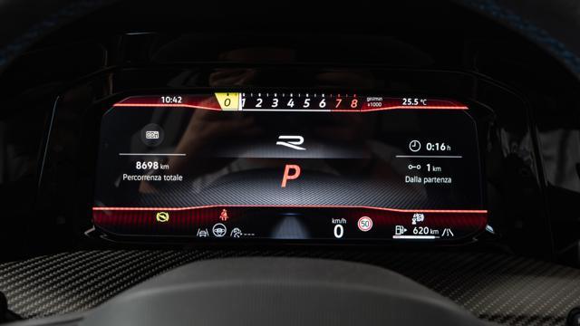 VOLKSWAGEN Golf R BLACK EDITION VENTURI ASSETTO GAR. ESTESA
