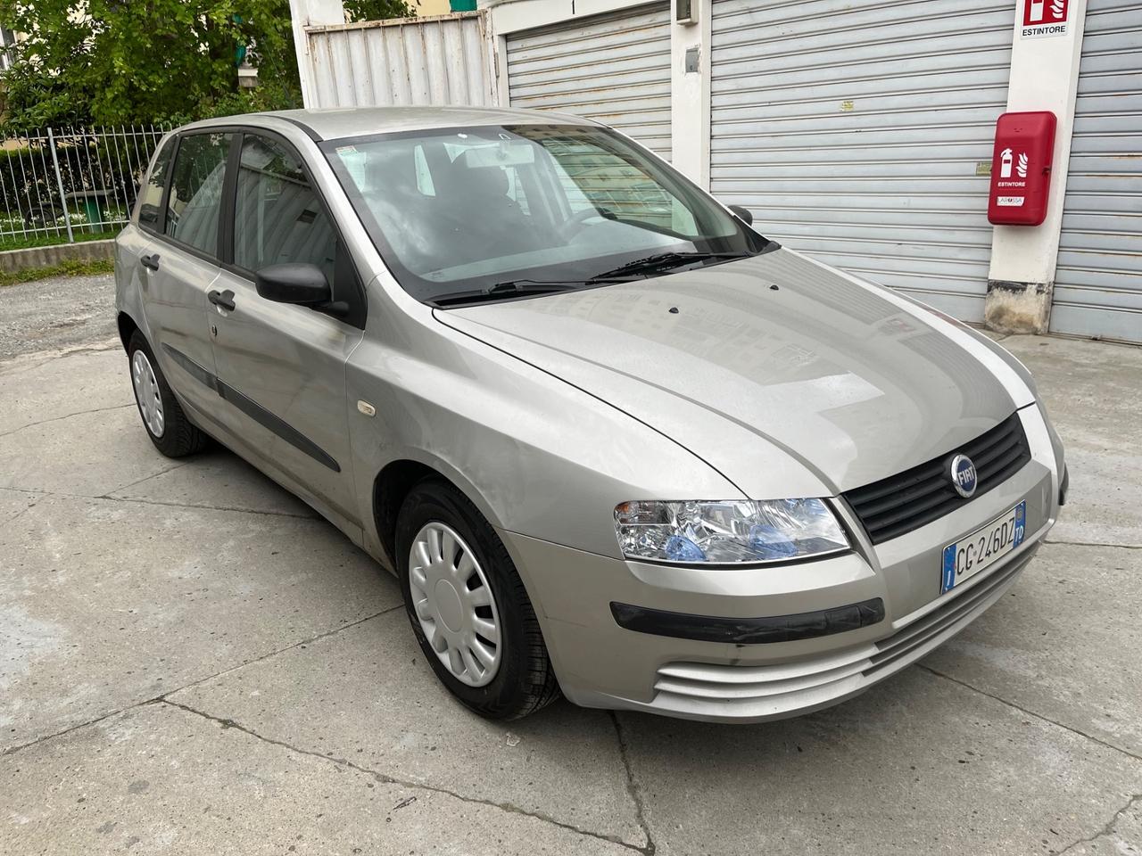 Fiat Stilo 1.6i 16V 5 porte Dynamic SOLO 40 000KM