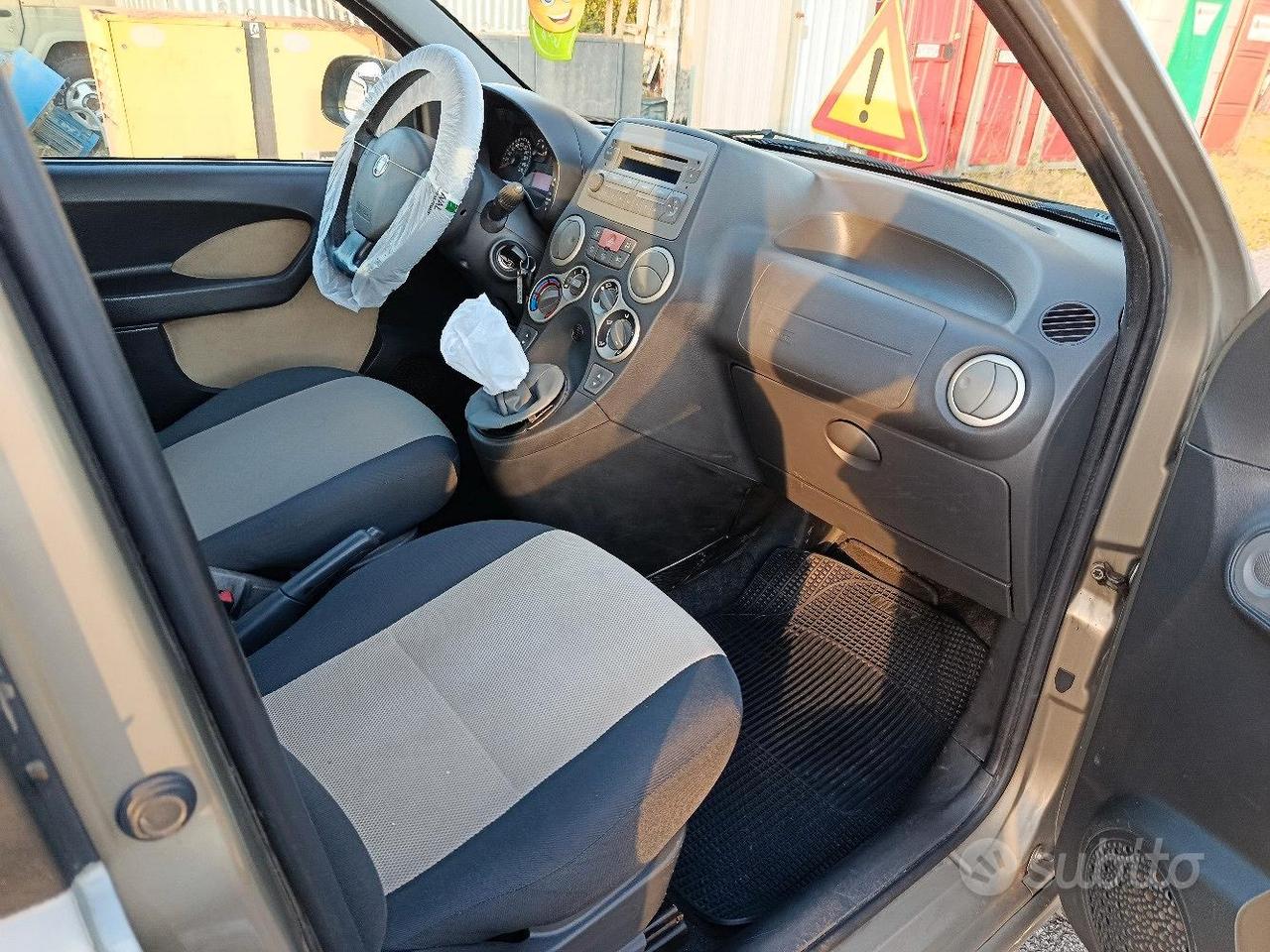 fiat panda cross 44