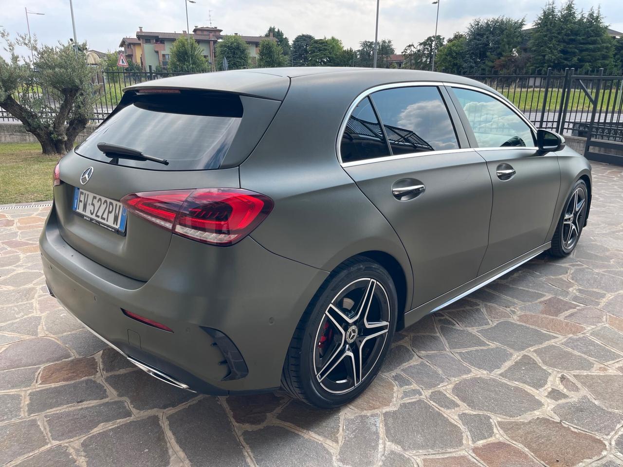 Mercedes-benz A 180 Automatic Premium AMG