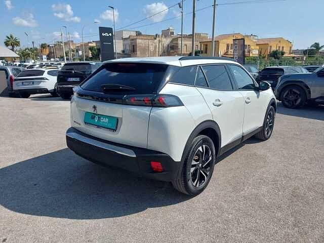 Peugeot 2008 motore elettrico 136 CV Allure Pack