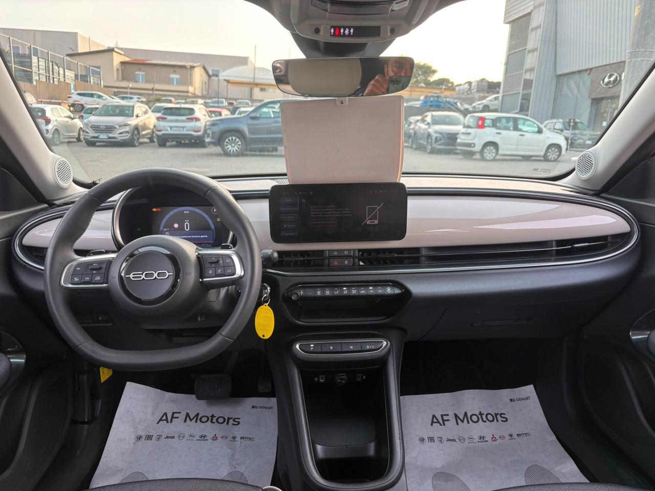 Fiat 600 Hybrid 100 CV DCT MHEV La Prima
