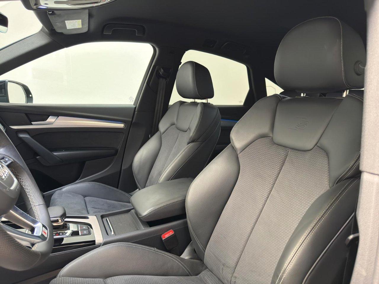 Audi Q5 Sportback 40 2.0 tdi mhev 12V Identity Black quattro s-tronic