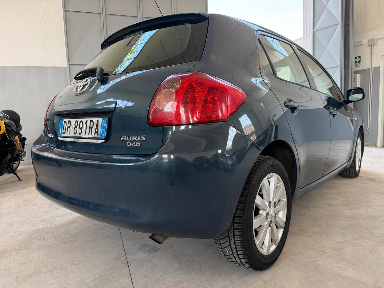 Toyota Auris 2.0 D-4D 5 porte Sol