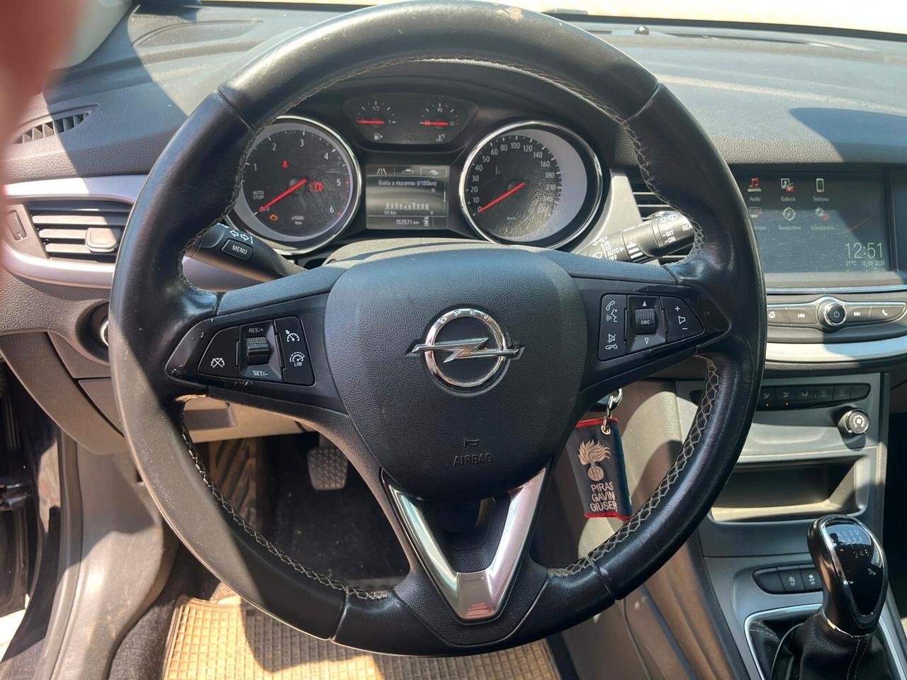 Opel Astra 1.6 CDTi 110CV Start&Stop Sports Tourer Business Ideale per Famiglia e Lavoro