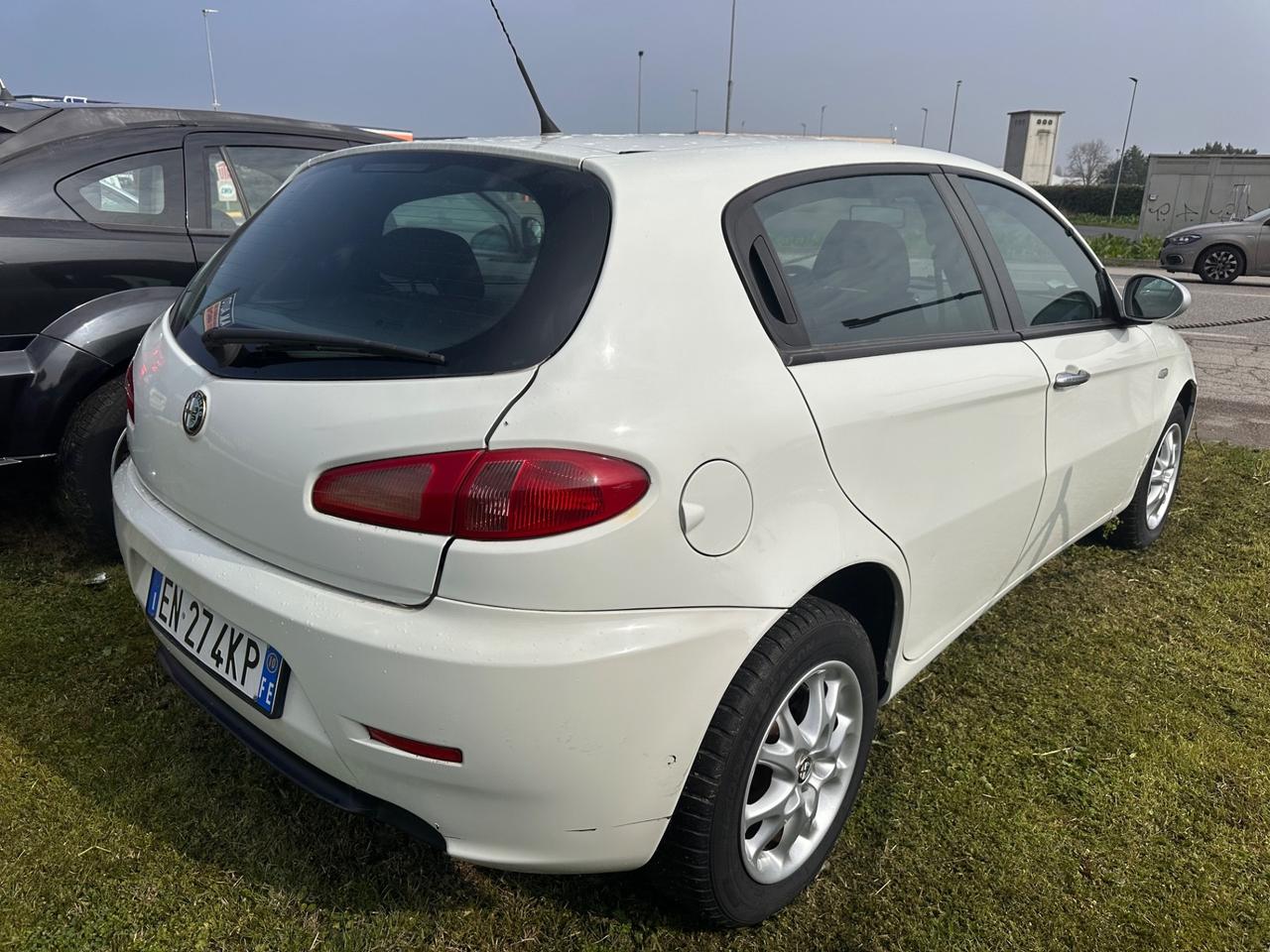 Alfa Romeo 147 1.9 JTD (120) 5 porte Progression