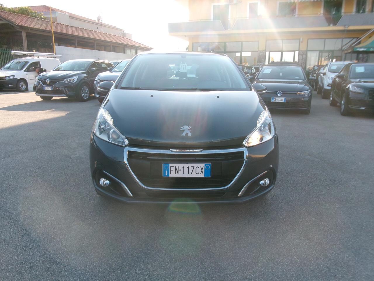 Peugeot 208 1.2 PURETCH 82cv E6 ALLURE 5 PORTE **PERFETTA** 27/12/2017