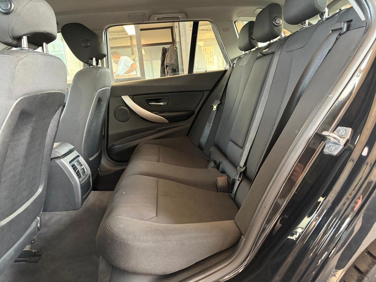 Bmw 320 320d Efficient Dynamics Touring Luxury