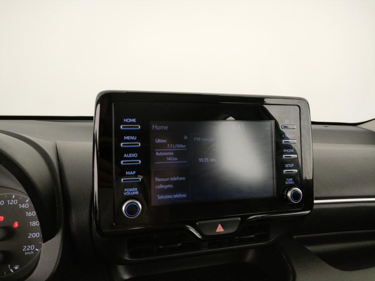 TOYOTA Yaris 1.0 Active