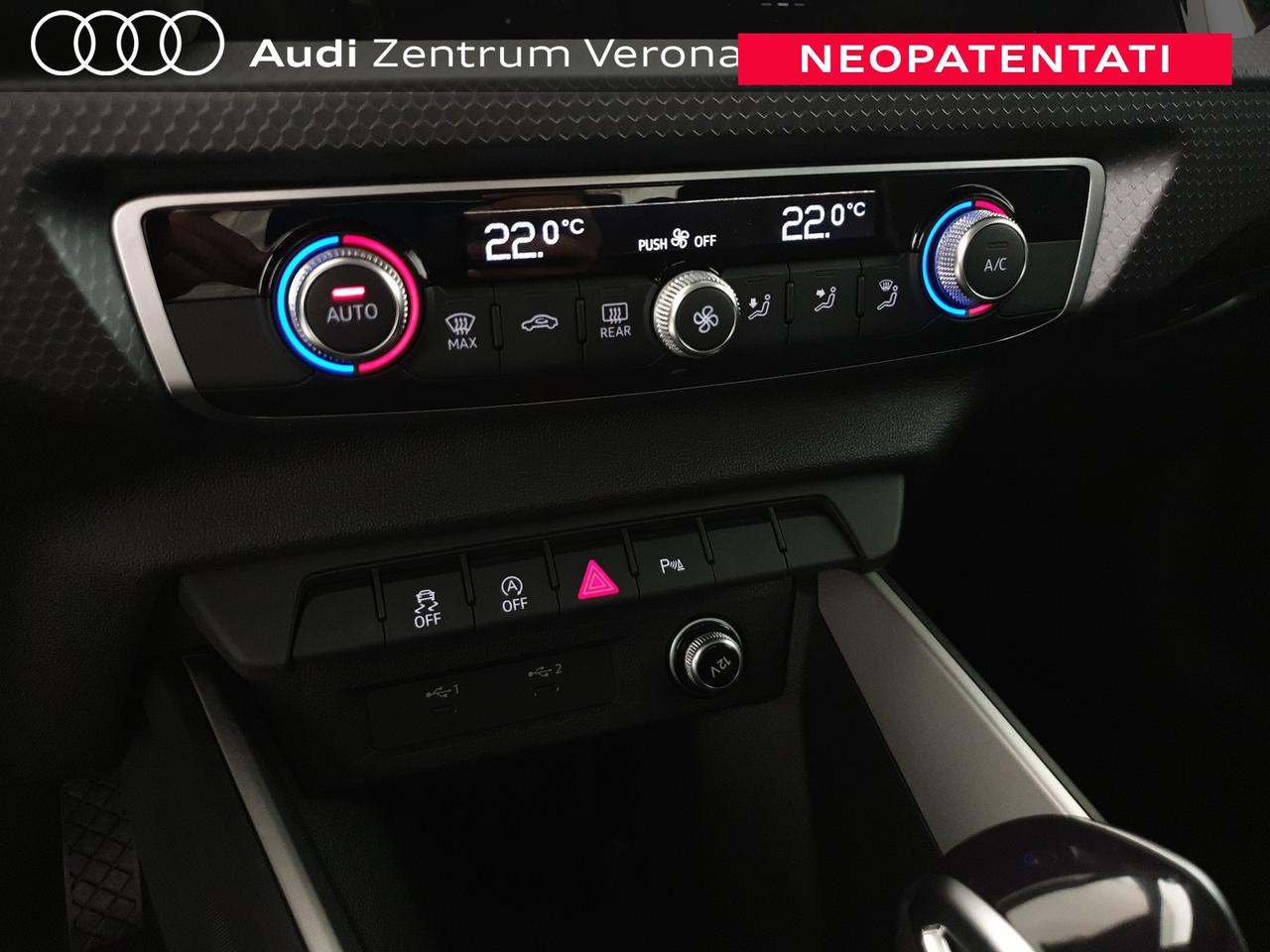 Allstreet 30TFSI 116CV S tronic Identity Contrast