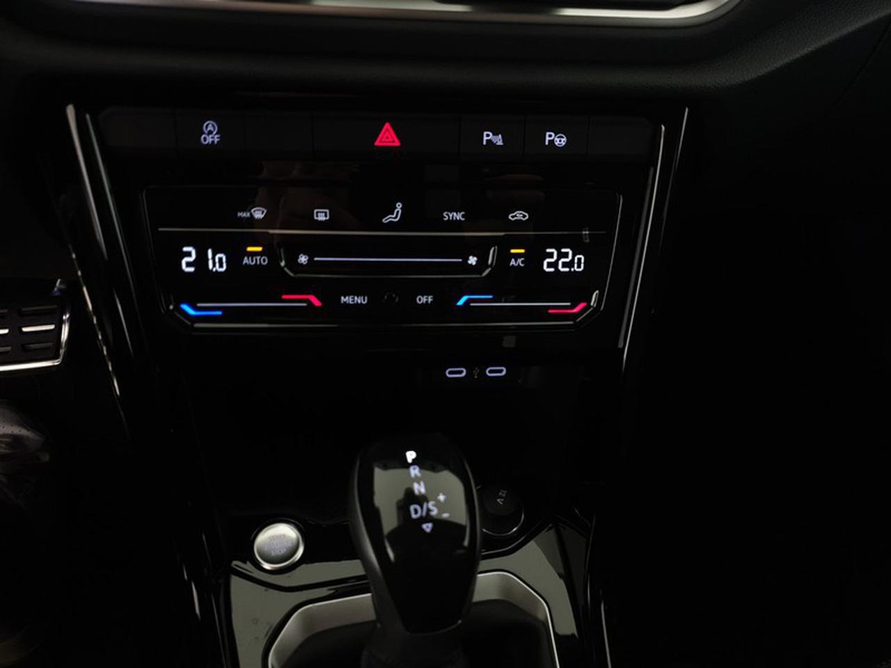 Volkswagen T-Roc 1.5 tsi r-line plus dsg