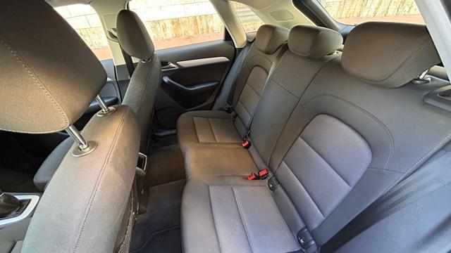 AUDI Q3 2.0 TDI 150 CV Business