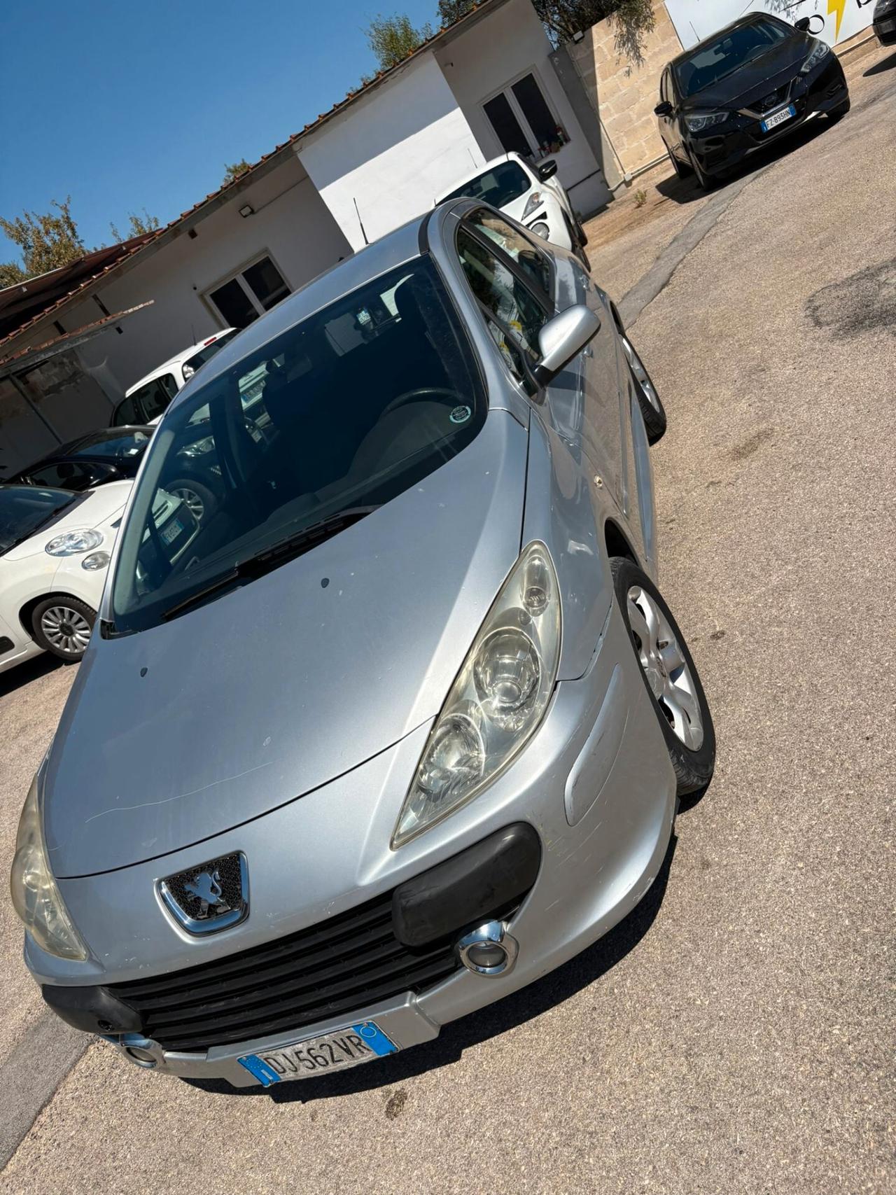 Peugeot 207 1.4 HDi 70CV 5p. X Line