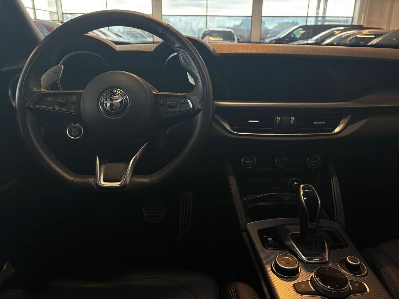 Alfa Romeo Stelvio VELOCE 2.2 Turbodiesel AT8 Q4 SPOTICAR