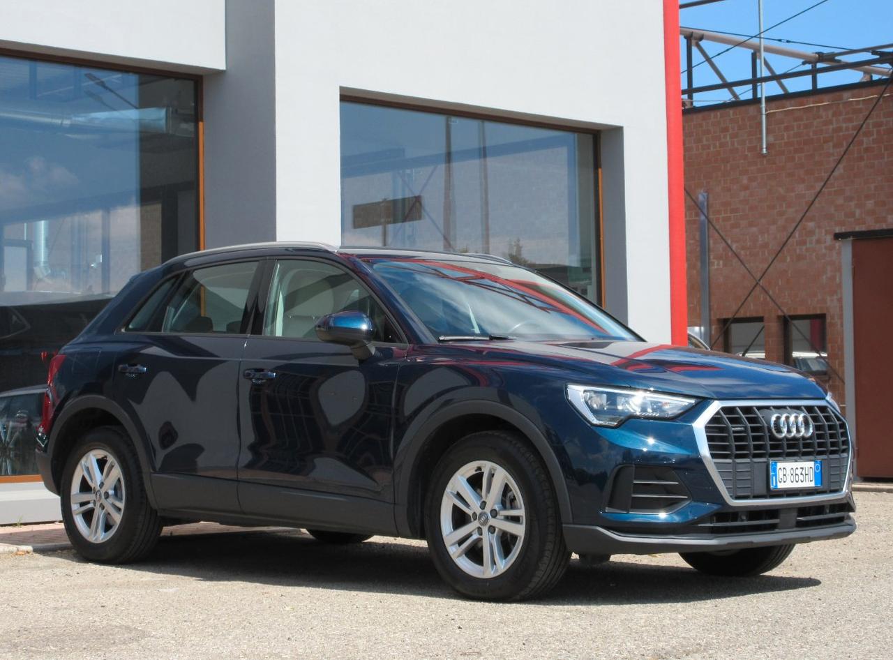 Audi Q3 40 2.0 tdi Business quattro 190cv s-tronic