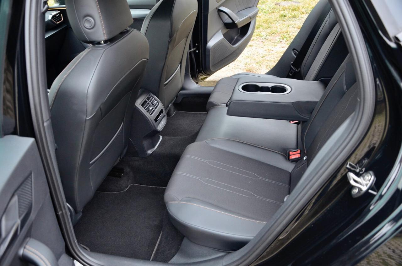 CUPRA LEON 1.5 HYBRID 150cv DSG, UNICOPROPRIETARIO, SERVICE UFF CUPRA, UFF ITALIANA, FULL LED, RETROCAMERA, APPLE ANDROID, PERMUTE