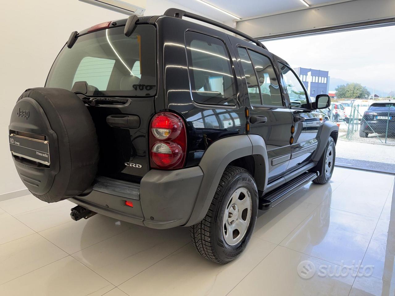 Jeep Cherokee 2.8 CRD Sport automatica