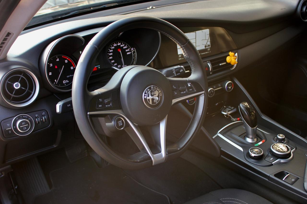 Alfa Romeo Giulia 2.2 Turbodiesel 150 CV AT8 Business