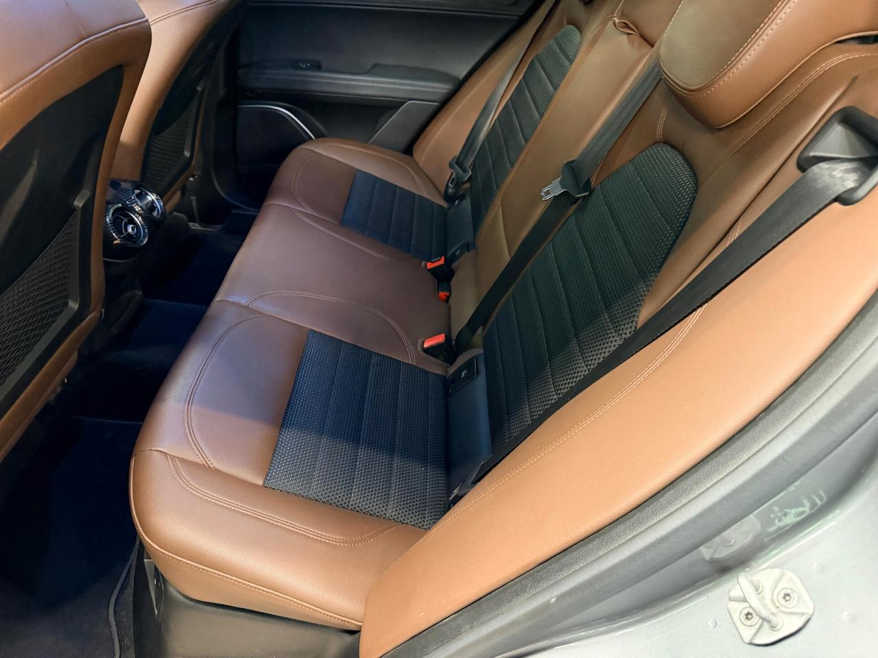 Alfa Romeo Stelvio 2.2 Turbodiesel 190 CV AT8 Q4 Sprint