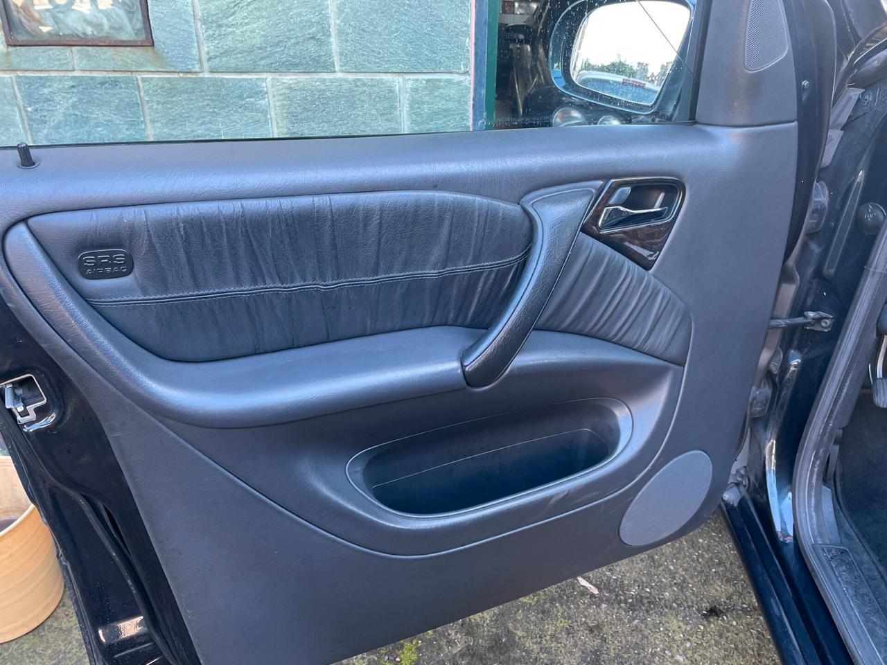 Mercedes-benz ML 270 turbodiesel cat CDI SE Leather