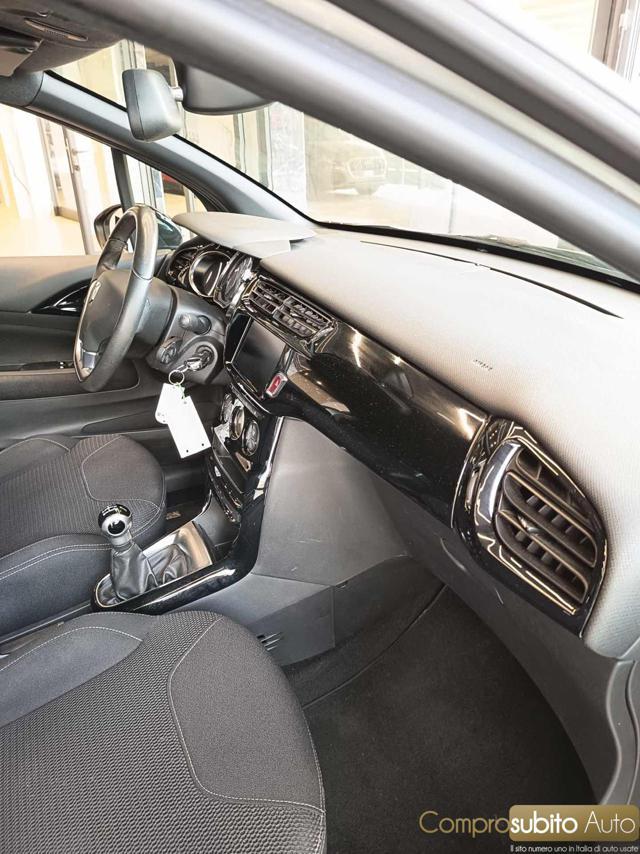 DS AUTOMOBILES DS 3 1.4 HDi 70 Chic