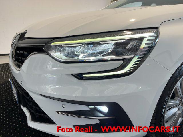 RENAULT Megane Sporter Blue dCi 115 CV Business AUTOCARRO N1