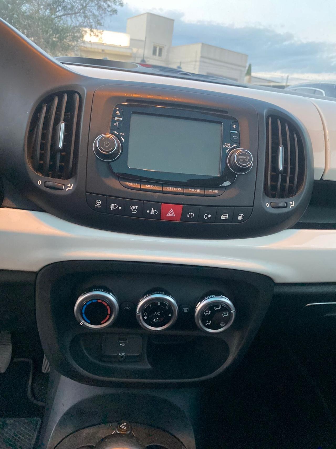Fiat 500L 0.9 TwinAir Turbo Natural Power Panoramic Edition BG
