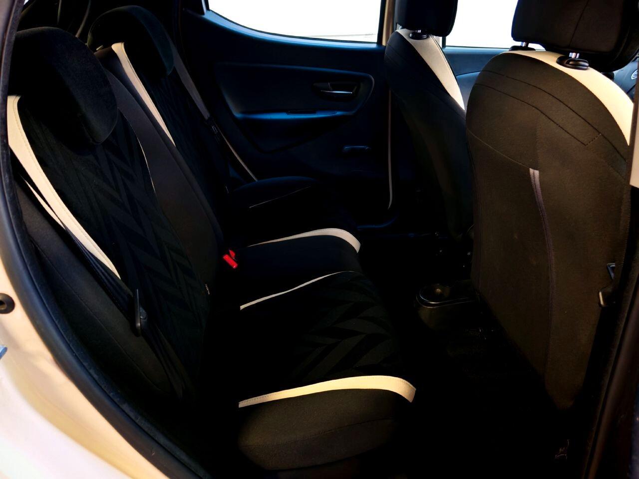 Lancia Ypsilon 1.2 GPL Gold