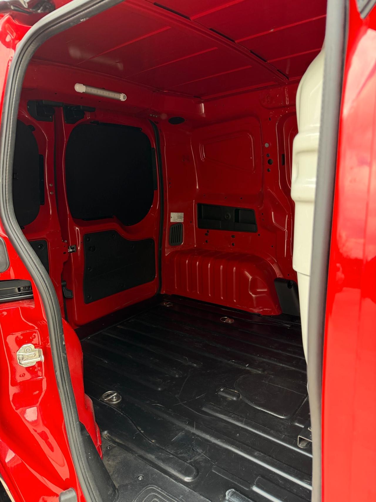 Fiat Fiorino 1.3 MJT 95CV Cargo Adventure Km 59000